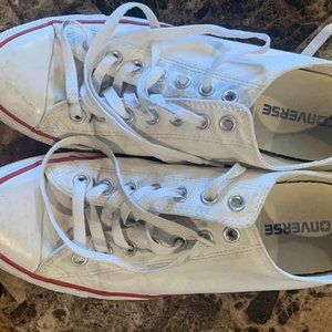 Mens All Star Converse/Size10 (FREE High Top with this purchase)